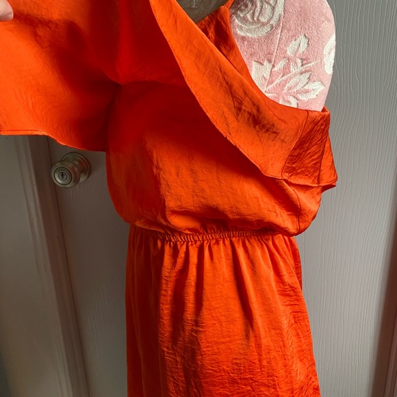 Flowy Orange Dress, size 12 - Picture 7 of 9